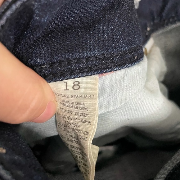 3/$25! AE Cutoff Jean Shorts - Picture 5 of 5